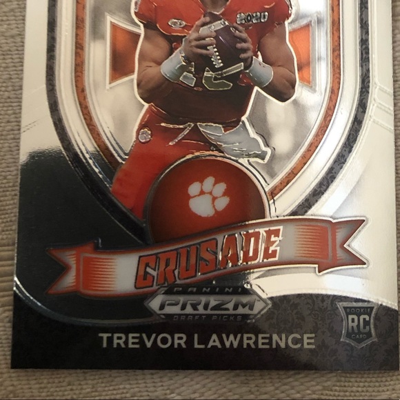 NFL NCAA Prizm Draft Picks 2021 - Trevor Lawrence rookie Card - Rare Crusade !! - Picture 3 of 5
